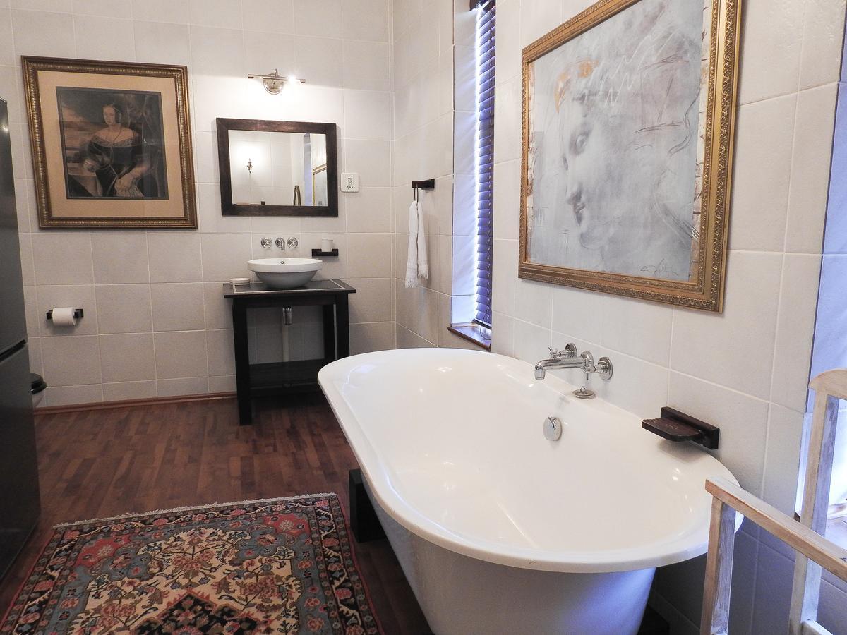 Hotel New Stone Manor à Mossel Bay Extérieur photo