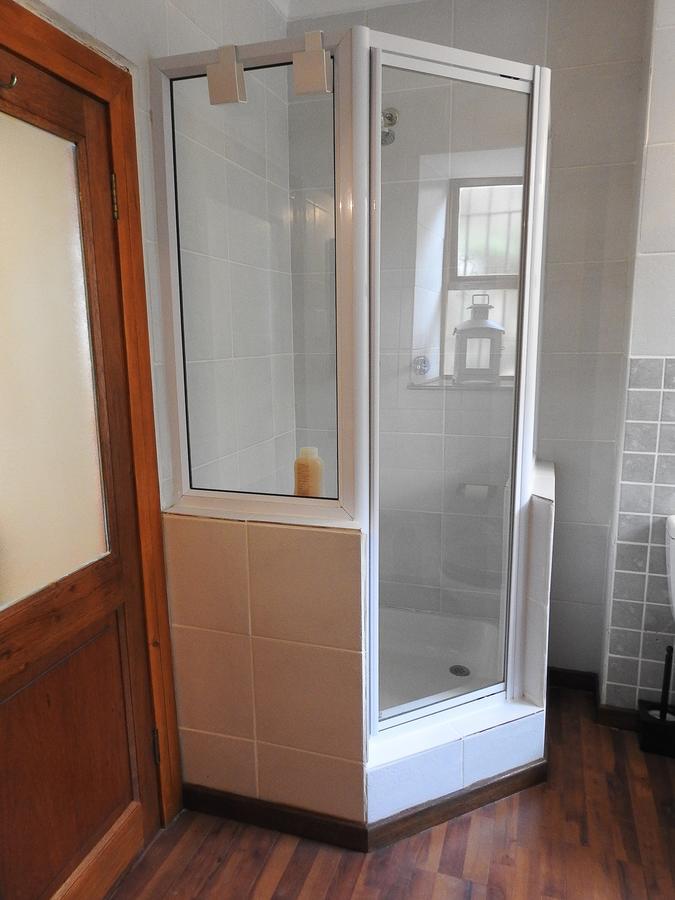 Hotel New Stone Manor à Mossel Bay Extérieur photo