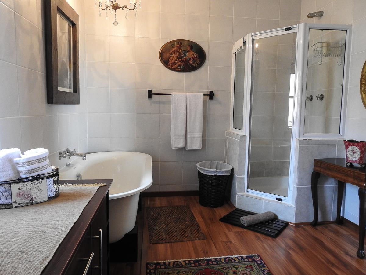 Hotel New Stone Manor à Mossel Bay Extérieur photo