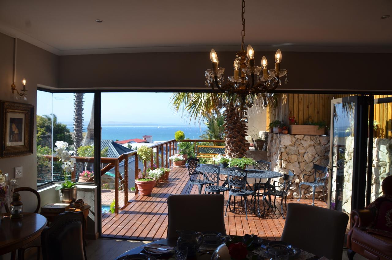 Hotel New Stone Manor à Mossel Bay Extérieur photo